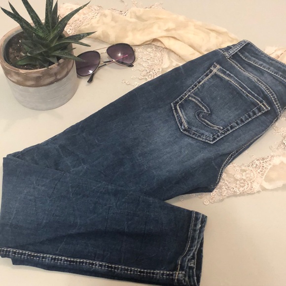 Silver Avery sz28 Skinny Ankle Jeans - Picture 3 of 4